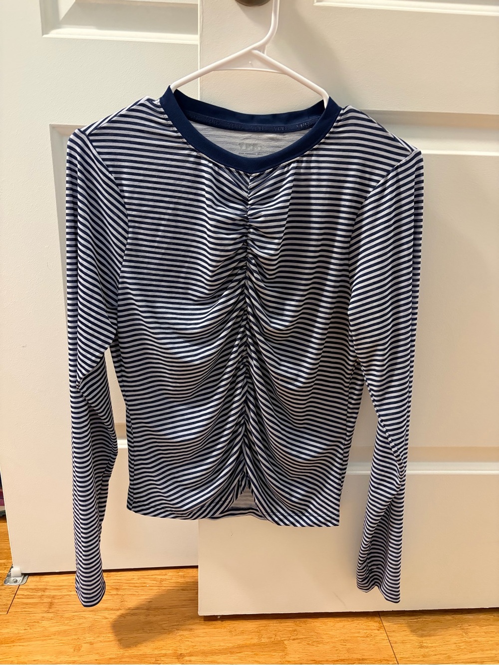 Hollister YPB Striped Navy & White Ruched Long-Sleeve Athletic Top
